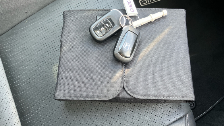 Honda Civic 2.0 eHEV Advance 5dr CVT Hybrid Hatchback